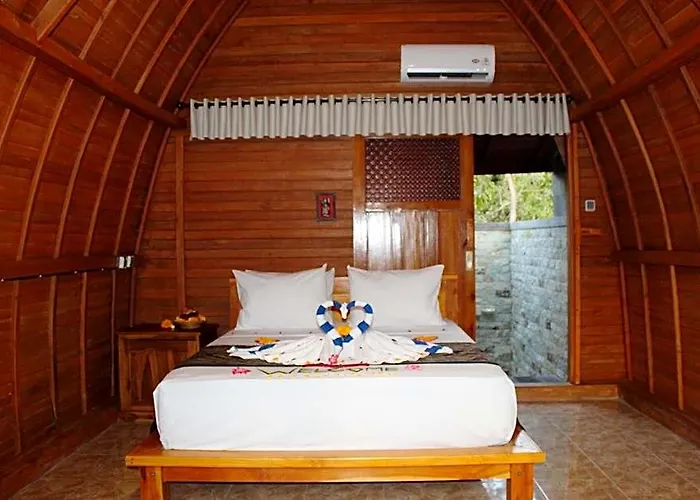 ホリデーパーク Kubu Padi Wooden House ペムテラン