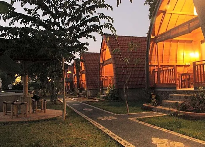 Kubu Padi Wooden House